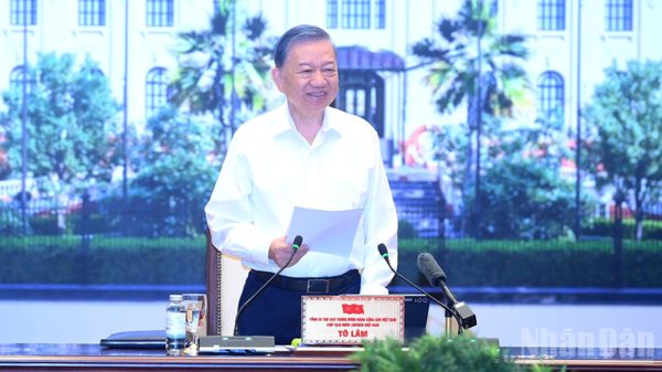 [Ảnh] Tổng Bí thư, Chủ tịch nước Tô Lâm làm việc với Đảng ủy Chính phủ về chiến lược thu hút, trọng dụng và phát triển nhân tài trong các ngành, lĩnh vực mũi nhọn
