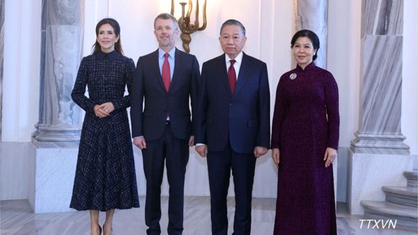 [Ảnh] Tổng Bí thư, Chủ tịch nước Tô Lâm và Phu nhân hội kiến Nhà vua Đan Mạch và Hoàng hậu