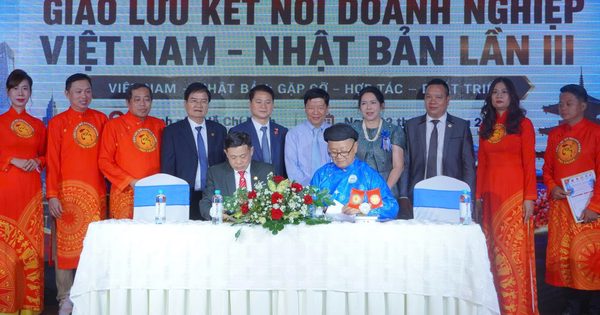 Áo dài Ngũ Thân - Nhịp cầu kết nối doanh nghiệp Việt Nam - Nhật Bản