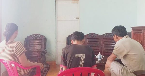 Áp lực nặng nề khi sống cùng gia đình trong những ngày thất nghiệp