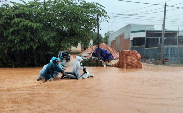 Áp thấp nhiệt đới suy yếu thành vùng áp thấp, dự báo thời tiết cả nước 10 ngày