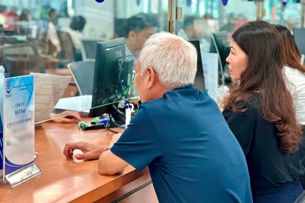 'Cò' làm sổ đỏ nhanh hơn người dân, Bộ NN&MT yêu cầu không tạo đặc quyền, đặc lợi