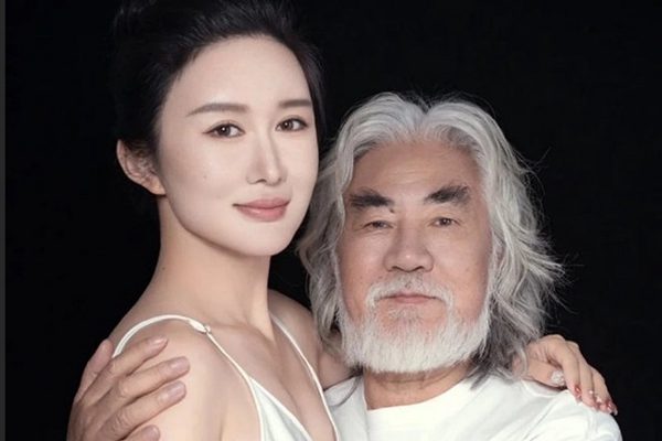'Vua cổ trang' Trương Kỷ Trung muốn có thêm con với vợ trẻ kém 31 tuổi
