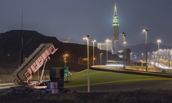 Arab Saudi tuyên bố hạ loạt tên lửa, UAV nhắm vào thủ đô