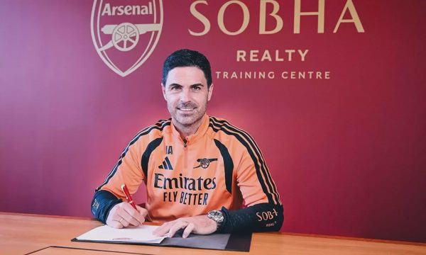 Arsenal gây tranh cãi vì cắt giảm 60 nhân sự