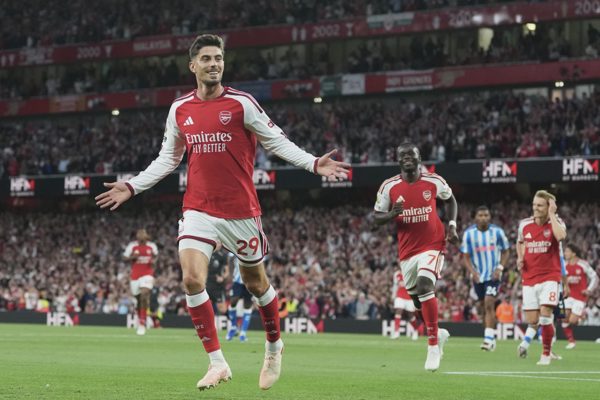 Arsenal thắng đậm trận khai màn Ngoại hạng Anh