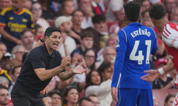 Arteta: 'Trận thắng Chelsea chứng tỏ Arsenal ở đẳng cấp cao hơn mùa trước'
