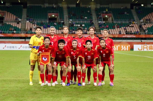 ASIAD 2026: Đội tuyển nữ Việt Nam hòa Thái Lan, thẳng tiến vào tứ kết