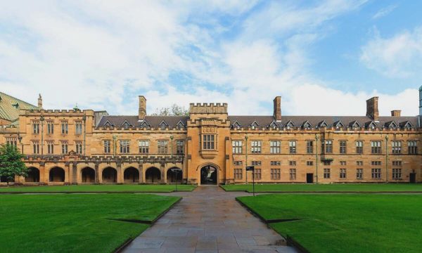 Australia chặn đường 'nhảy visa' để định cư của du học sinh
