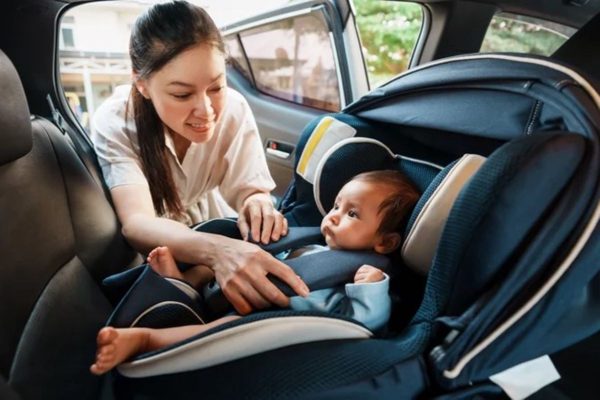 Ba điểm cần lưu ý khi lắp ghế trẻ em trên ô tô, tránh bị phạt cảnh cáo từ 15/8