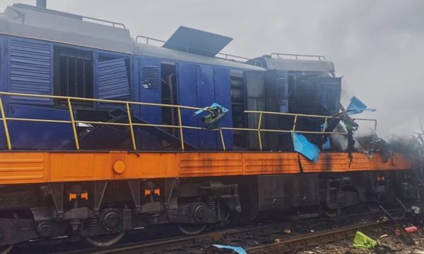 Ba lần sơ tán của phóng viên Mỹ trên đoàn tàu rời Ukraine