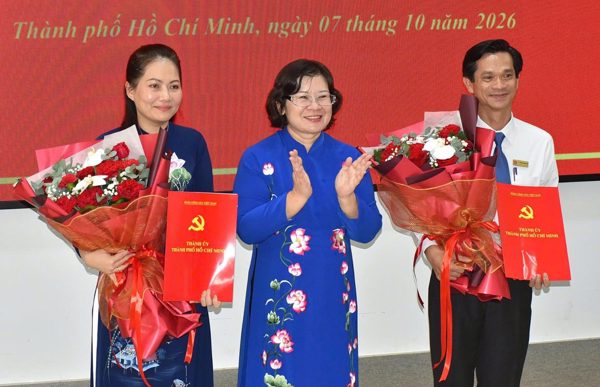 Bà Nguyễn Thị Nhật Hằng làm Giám đốc Học viện Cán bộ TPHCM