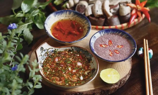 Bác sĩ chỉ cách giảm mặn trong bữa ăn mà không mất vị ngon