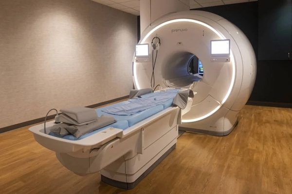 Bác sĩ chỉ định bệnh nhân ra ngoài chụp MRI: Sở Y tế TPHCM nói gì?