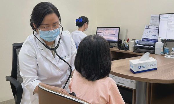 Bác sĩ chỉ ra dấu hiệu cảnh báo trẻ chậm lớn