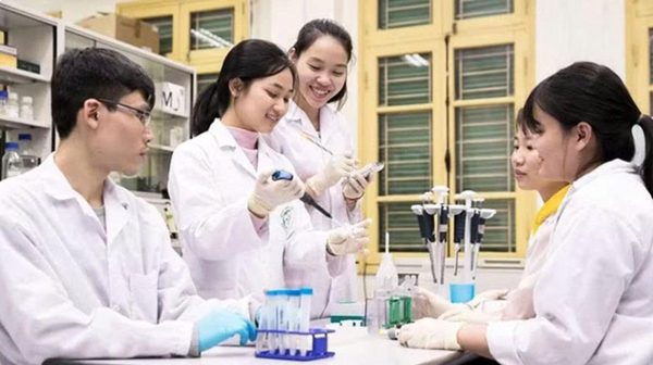 Bác sĩ nội trú phải đáp ứng những điều kiện gì để được tiếp tục đào tạo?