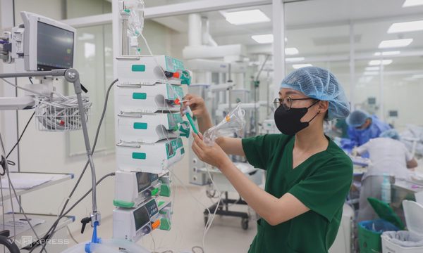 Bác sĩ nội trú TP HCM được hỗ trợ 100% học phí