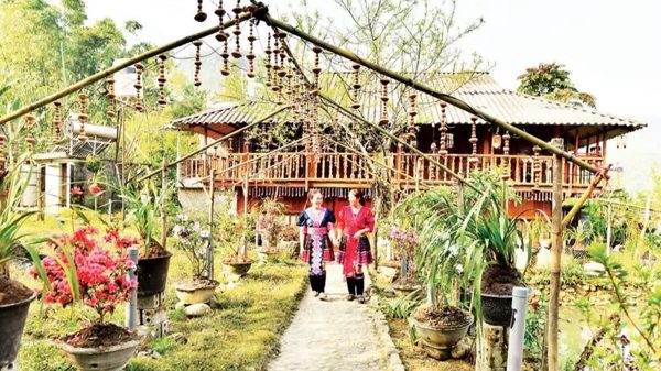 Bài 2: Tập trung vào du lịch đặc trưng