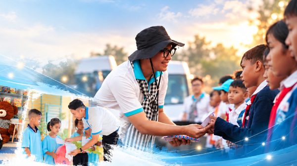 Bài cuối: Tự tạo vắc-xin, lan tỏa điều tử tế