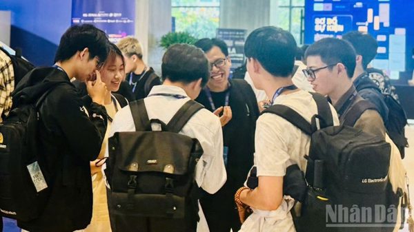 Bài toán thu hút nhân lực chất lượng cao