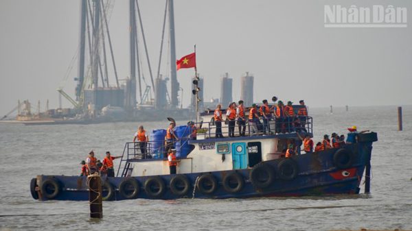 Bám trụ nơi tiền tiêu Hòn Khoai