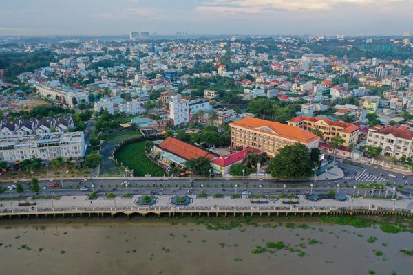 Bán đất 6,5 tỷ không hỏi ý kiến các con, cha mẹ suýt mất thêm 1 tỷ đồng