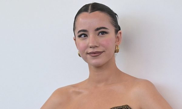 Bạn gái cũ chỉ trích Elon Musk 'gây chia rẽ' trên mạng xã hội