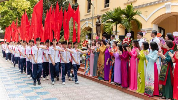Ban hành Chương trình hành động xây dựng văn hóa trung thực, liêm chính, thực chất trong giáo dục