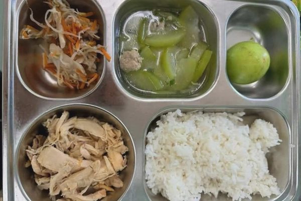 Ban hành quy định mức trần tiền ăn bán trú ở các trường học