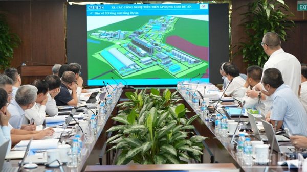 Bàn phương án mở rộng, nâng công suất Nhà máy alumin Nhân Cơ
