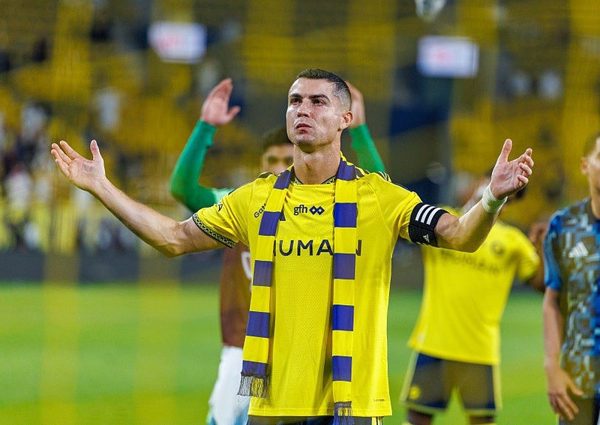 Ban tổ chức giải VĐQG Saudi Arabia công nhận bàn thắng tranh cãi cho Ronaldo