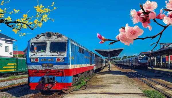 Bán vé tàu Tết Đinh Mùi 2027 từ 30/8, mỗi lần được mua không quá 10 vé/chiều