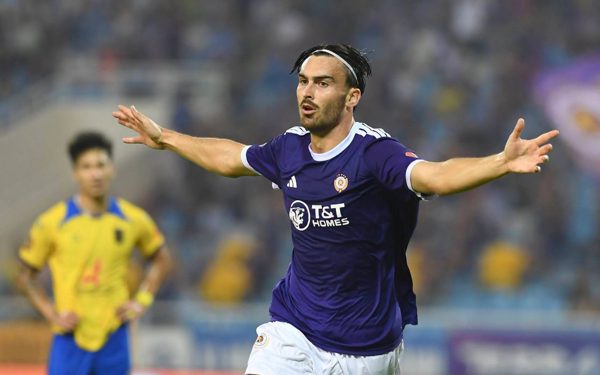 Bảng xếp hạng V-League sau vòng 3: CLB Hà Nội áp chót