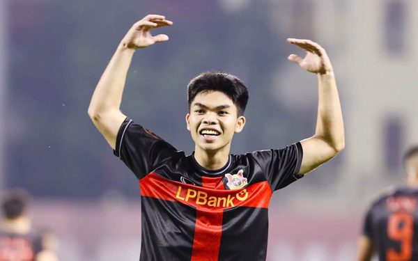 Bảng xếp hạng vòng 4 V-League: Vượt Công An Hà Nội, Ninh Bình dẫn đầu