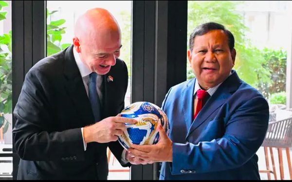Báo Anh: FIFA ASEAN Cup chỉ là công cụ để Infantino giữ ghế