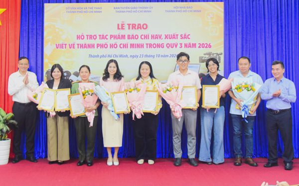 Báo chí cần đồng hành với mục tiêu tăng trưởng kinh tế hai con số của TP.HCM