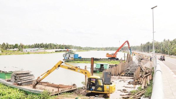 Bảo đảm nước sạch cho vùng hạn, mặn