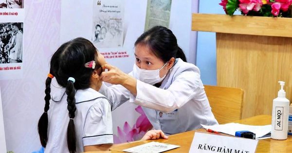 Bảo đảm quyền lợi khám, chữa bệnh cho lứa tuổi học đường