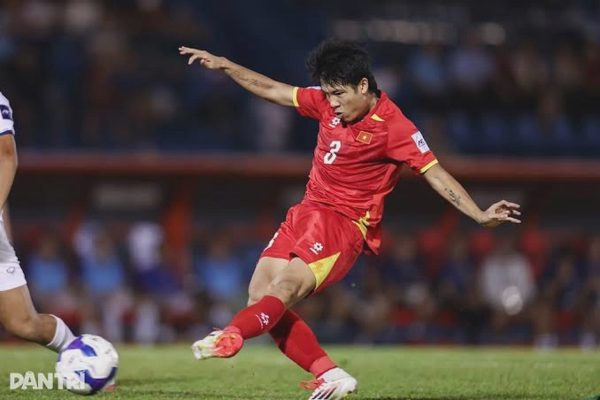 Báo Indonesia sốt sắng khi trụ cột tuyển Việt Nam tái xuất ấn tượng