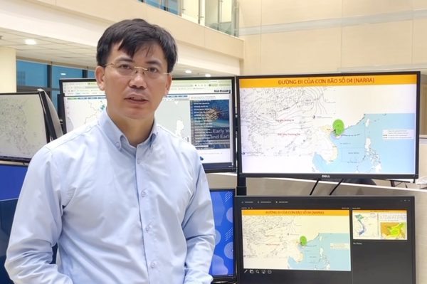 Bão số 4 dị thường xoay hướng liên tục, mưa lũ miền Bắc khó lường