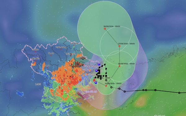 Bão số 4 vẫn quanh quẩn gần Bạch Long Vĩ, khi nào miền Bắc hết mưa?