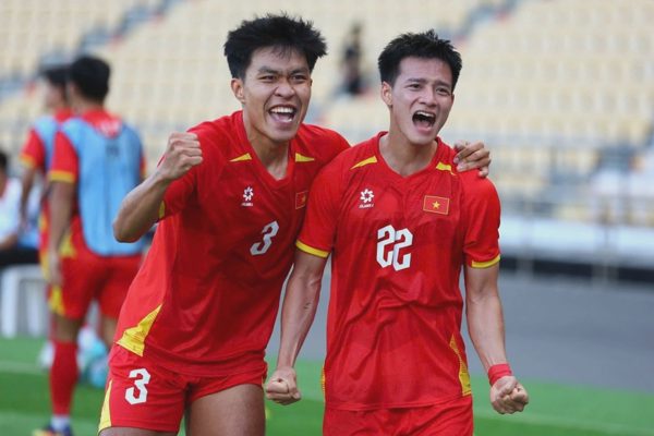 Báo Uzbekistan dè chừng U23 Việt Nam, lo đội nhà mất ngôi đầu bảng