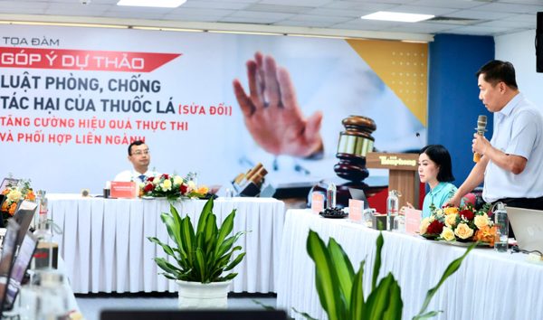 Bảo vệ sức khỏe, không để luật 'chạy sau' thực tiễn