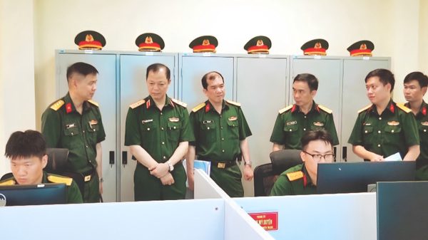 Bảo vệ thành quả cách mạng trên không gian mạng