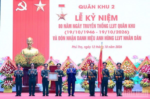 Bảo vệ vững chắc chủ quyền đất nước, góp phần tạo điều kiện để Tây Bắc phát triển