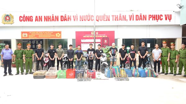 Bắt 12 người trong đường dây trộm, tiêu thụ 2.700 con mèo