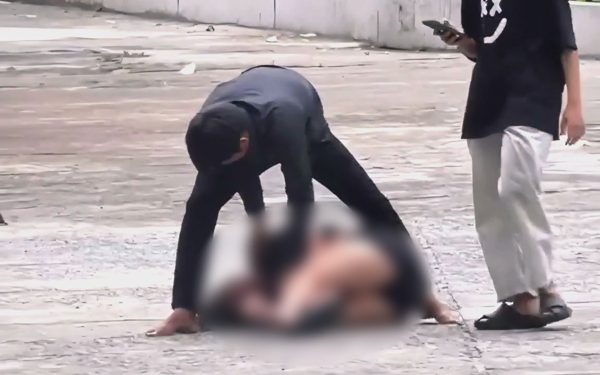 Bắt 4 người lang thang cướp tài sản táo tợn ở công viên 23-9