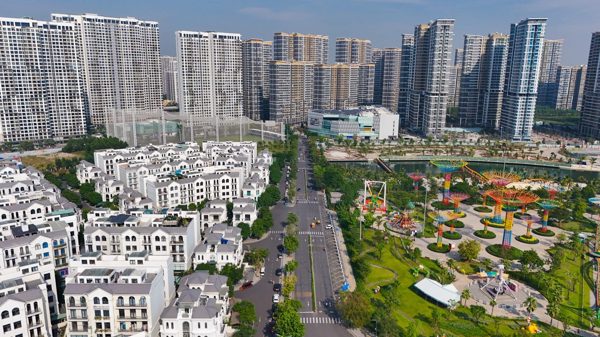 Bất động sản TP.HCM đón thêm động lực tăng trưởng cuối năm