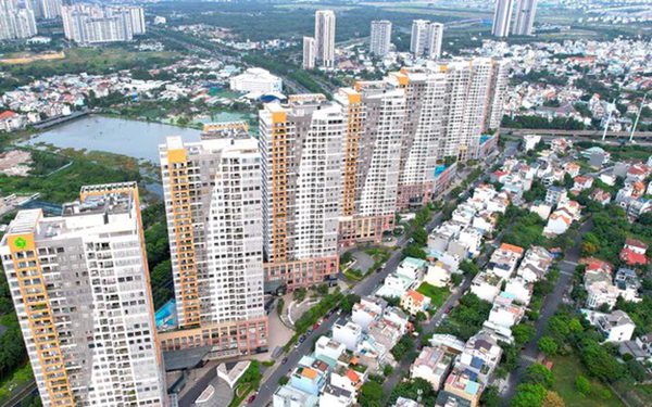 Bất động sản TP.HCM giằng co về giá, nhà vừa túi tiền hút khách