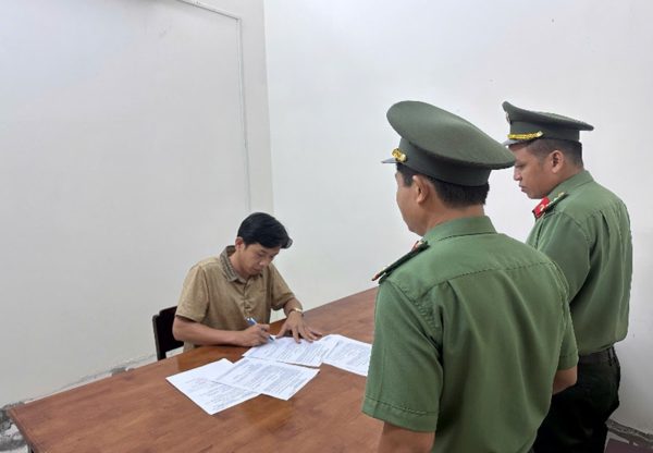 Bắt giam bị can thứ 7 trong đường dây làm tiền giả liên tỉnh